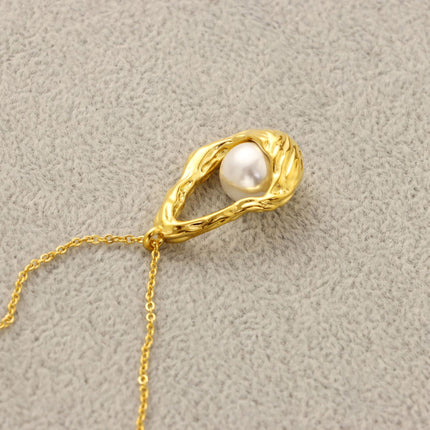 Inlaid Pearl Flower Basket Pendant  Necklace Female Brass Electroplated 18K Gold Clavicle Chain