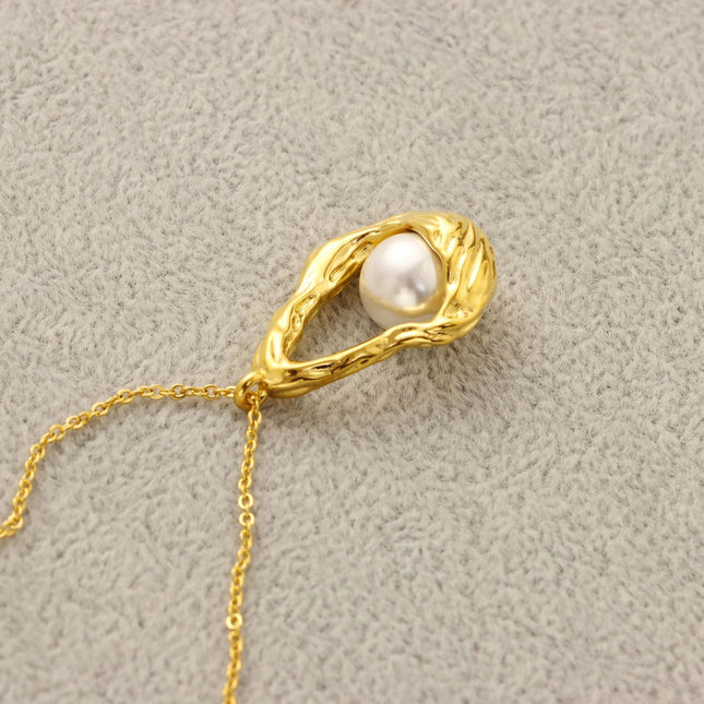 Inlaid Pearl Flower Basket Pendant  Necklace Female Brass Electroplated 18K Gold Clavicle Chain