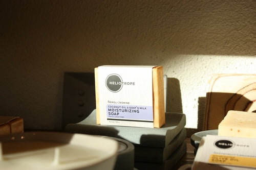 Moisturizing Goat Milk & Coconut Oil Soap Bar – All-Natural, Creamy Lather for Soft, Nourished Skin